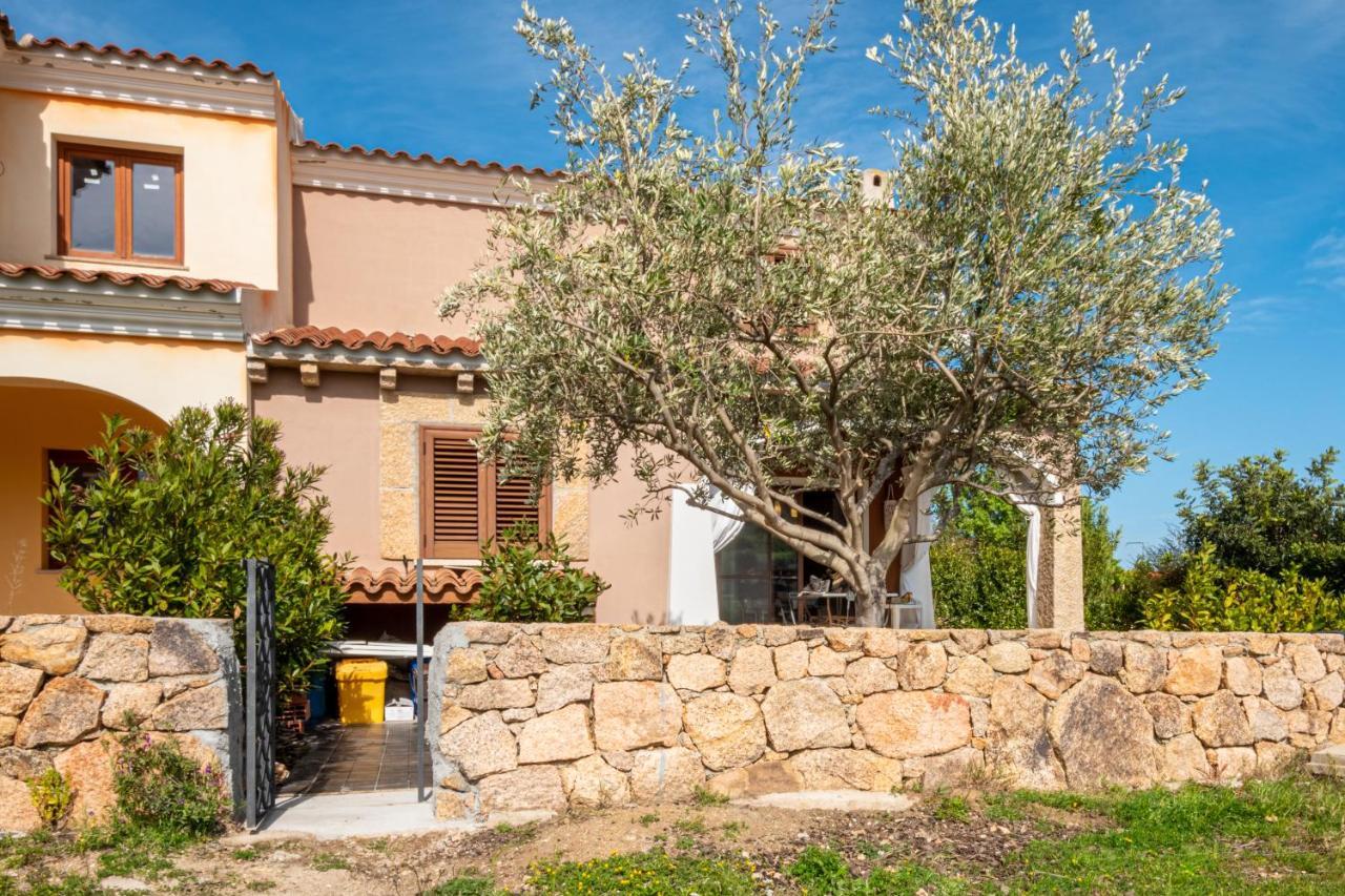 Casa A Schiera Budoni Bagian luar foto
